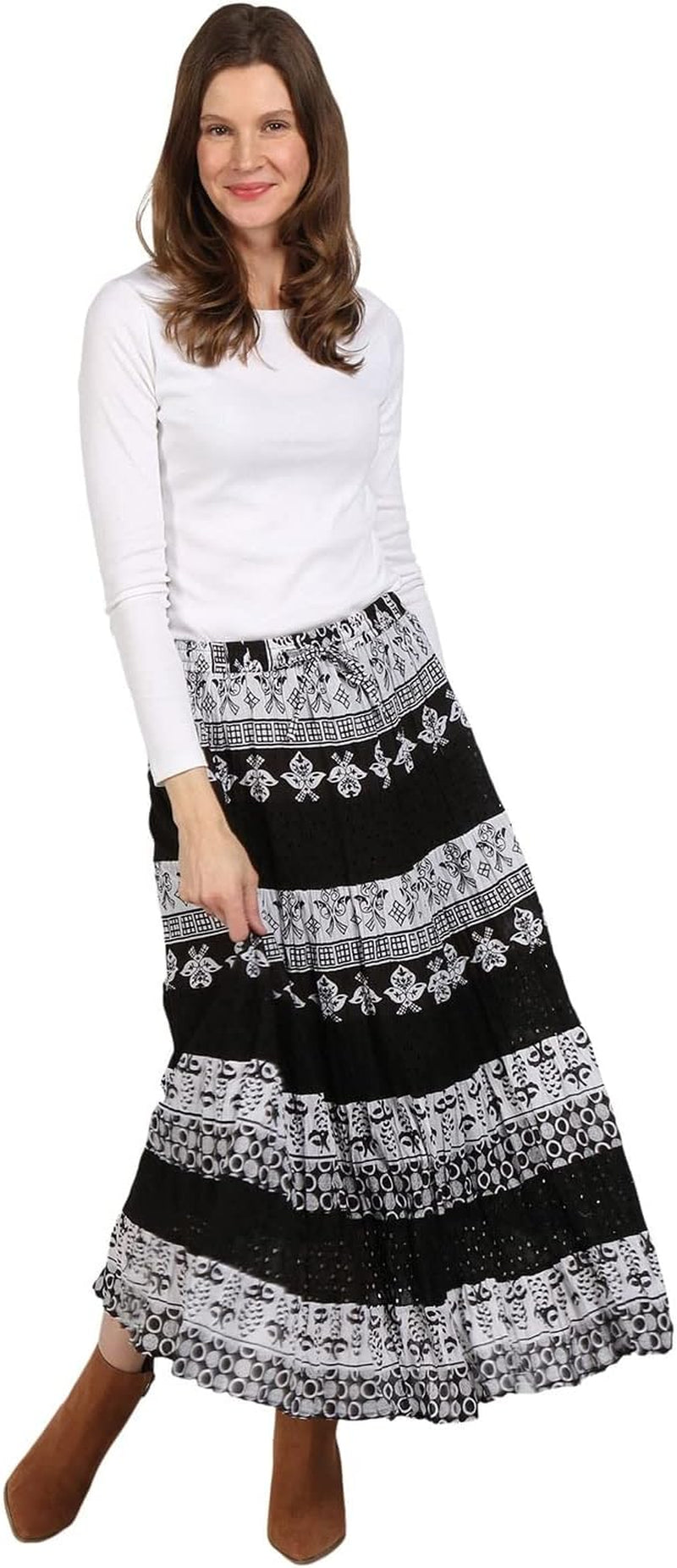 Womens Boho Skirt Long Floral Skirt Tiered Maxi Skirt Black/White, 1X