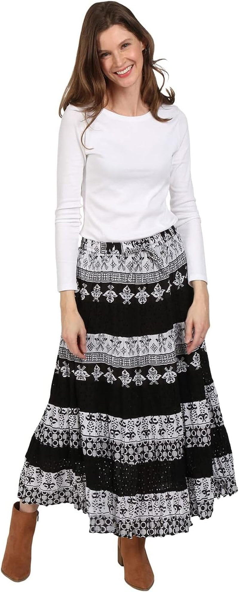 Womens Boho Skirt Long Floral Skirt Tiered Maxi Skirt Black/White, 1X